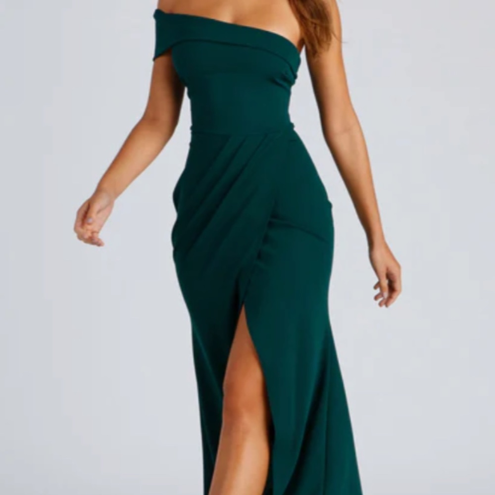 Asymmetric Off Shoulder Mermaid Dress - NEW with tags